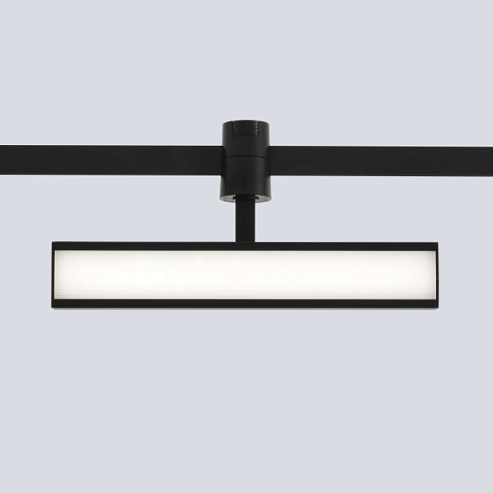 Crystal Lux CLT 0.37 001 10W BL SMART
