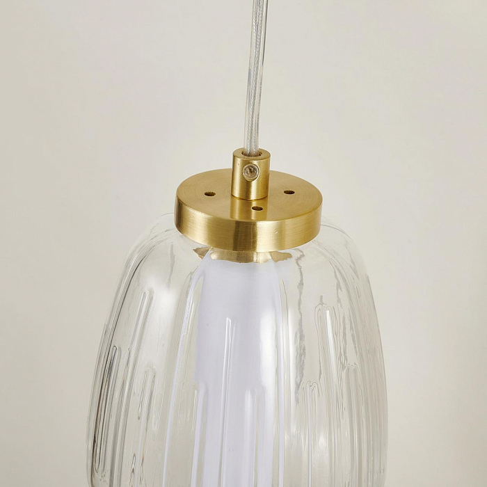 Светильник на 1 лампу Favourite 4057-1W